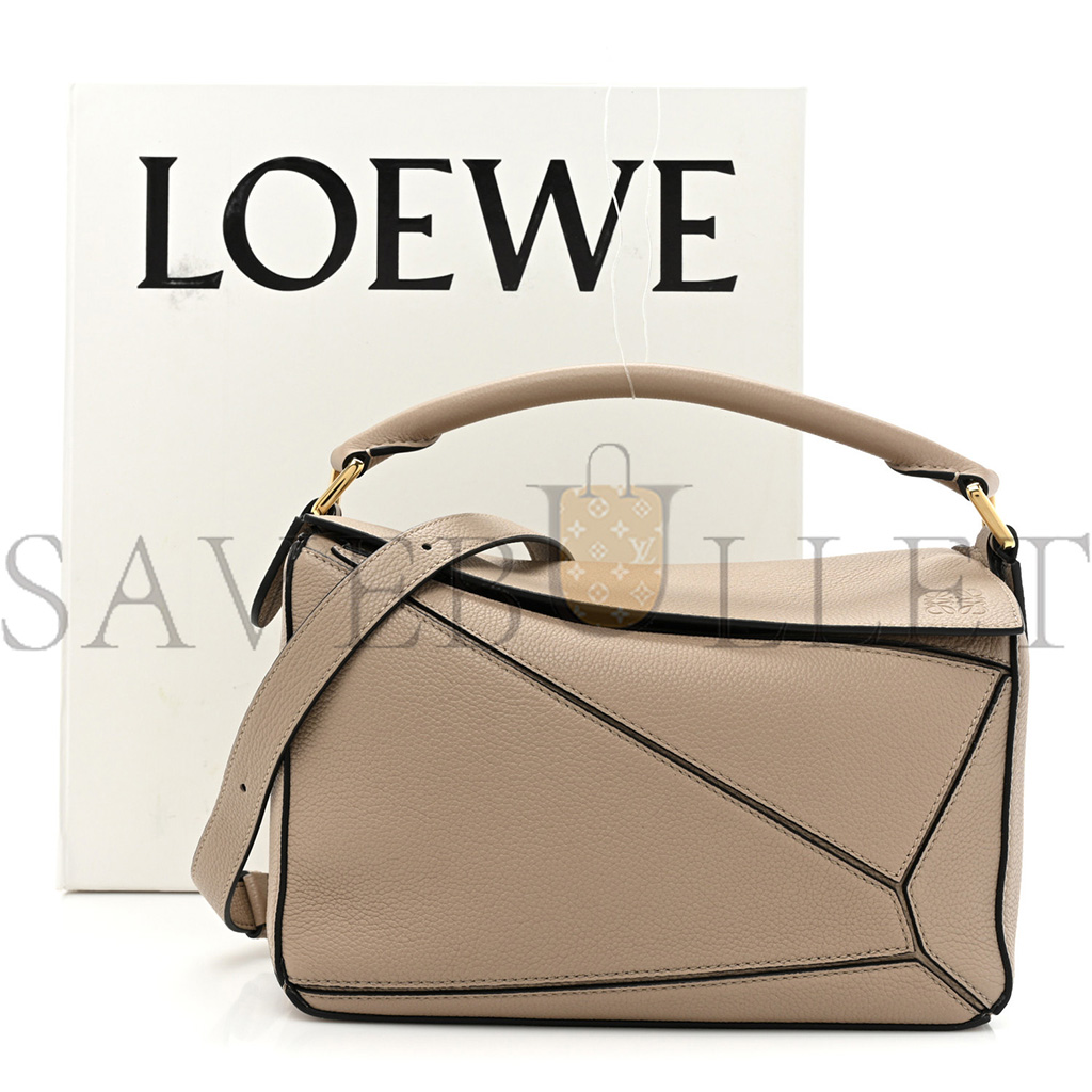 LOEWE GRAINED CALFSKIN SMALL PUZZLE BAG SAND (24*16.5*10.5cm) LOEWE GRAINED CALFSKIN SMALL PUZZLE BAG SAND (24*16.5*10.5cm)