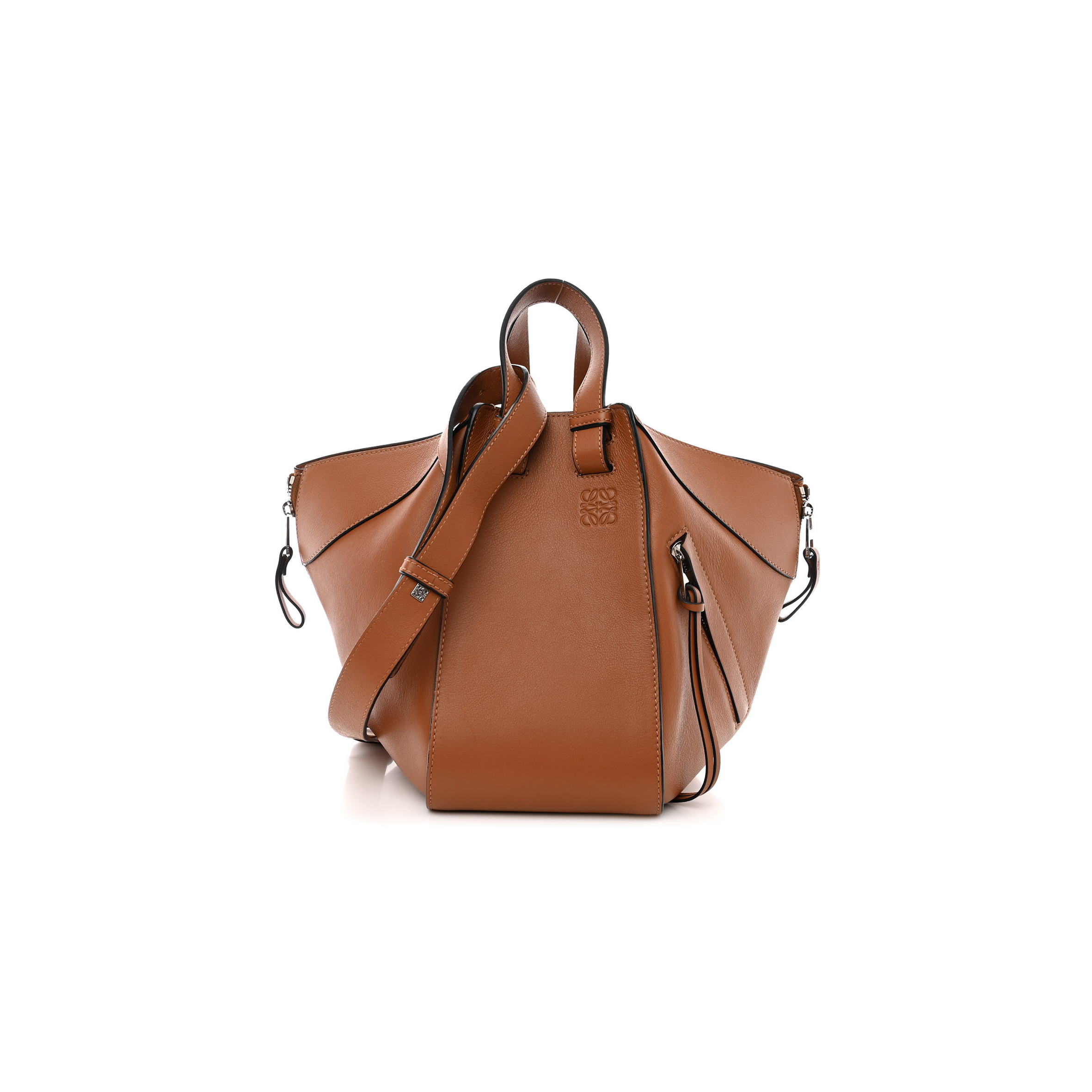 LOEWE CALFSKIN SMALL HAMMOCK SHOULDER BAG TAN (30*25*13.5cm) LOEWE CALFSKIN SMALL HAMMOCK SHOULDER BAG TAN (30*25*13.5cm)