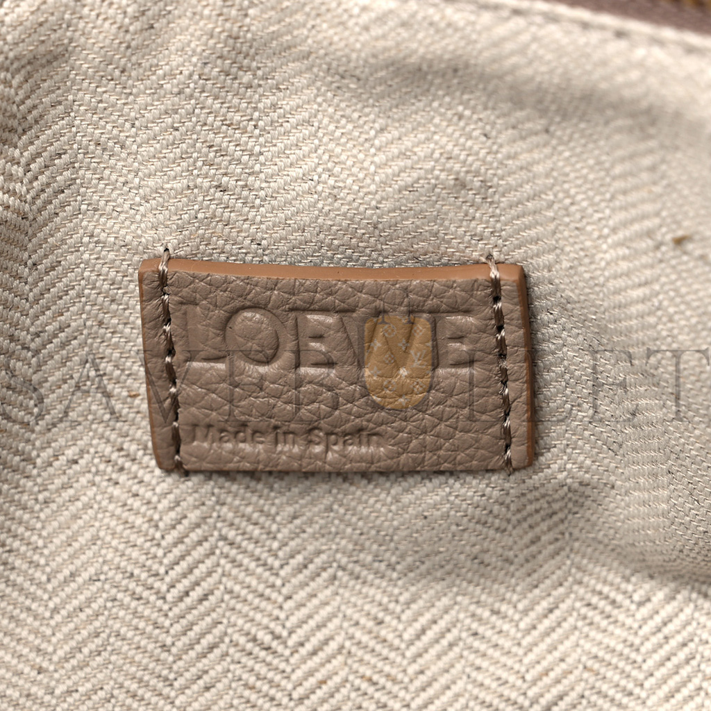 LOEWE GRAINED CALFSKIN SMALL PUZZLE EDGE BAG SAND (24*16.5*10.5cm) LOEWE GRAINED CALFSKIN SMALL PUZZLE EDGE BAG SAND (24*16.5*10.5cm)