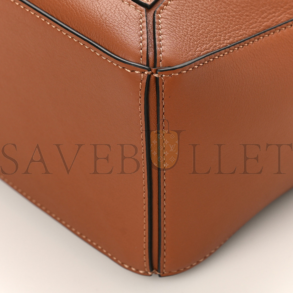 LOEWE CALFSKIN SMALL PUZZLE BAG TAN (24*16.5*10.5cm) LOEWE CALFSKIN SMALL PUZZLE BAG TAN (24*16.5*10.5cm)