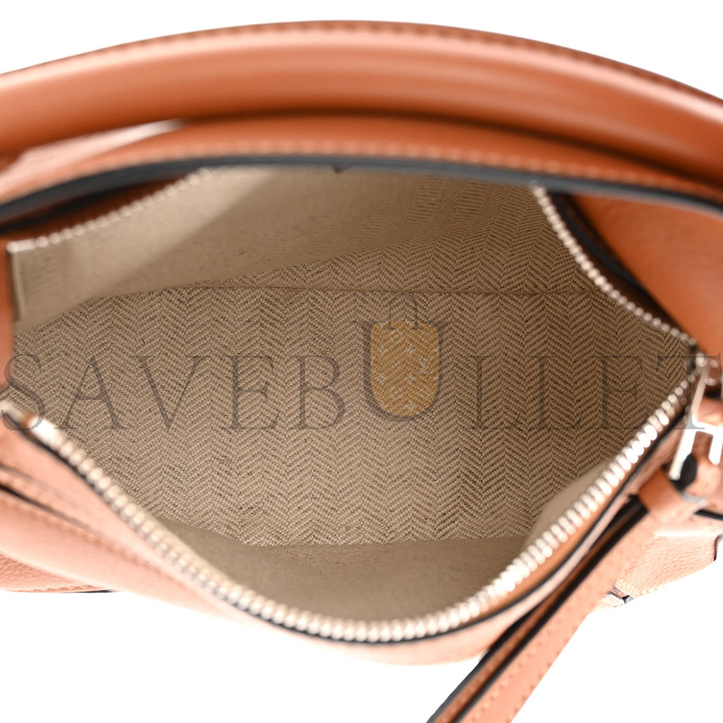 LOEWE CALFSKIN MINI PUZZLE BAG TAN (18*12.5*8cm) LOEWE CALFSKIN MINI PUZZLE BAG TAN (18*12.5*8cm)