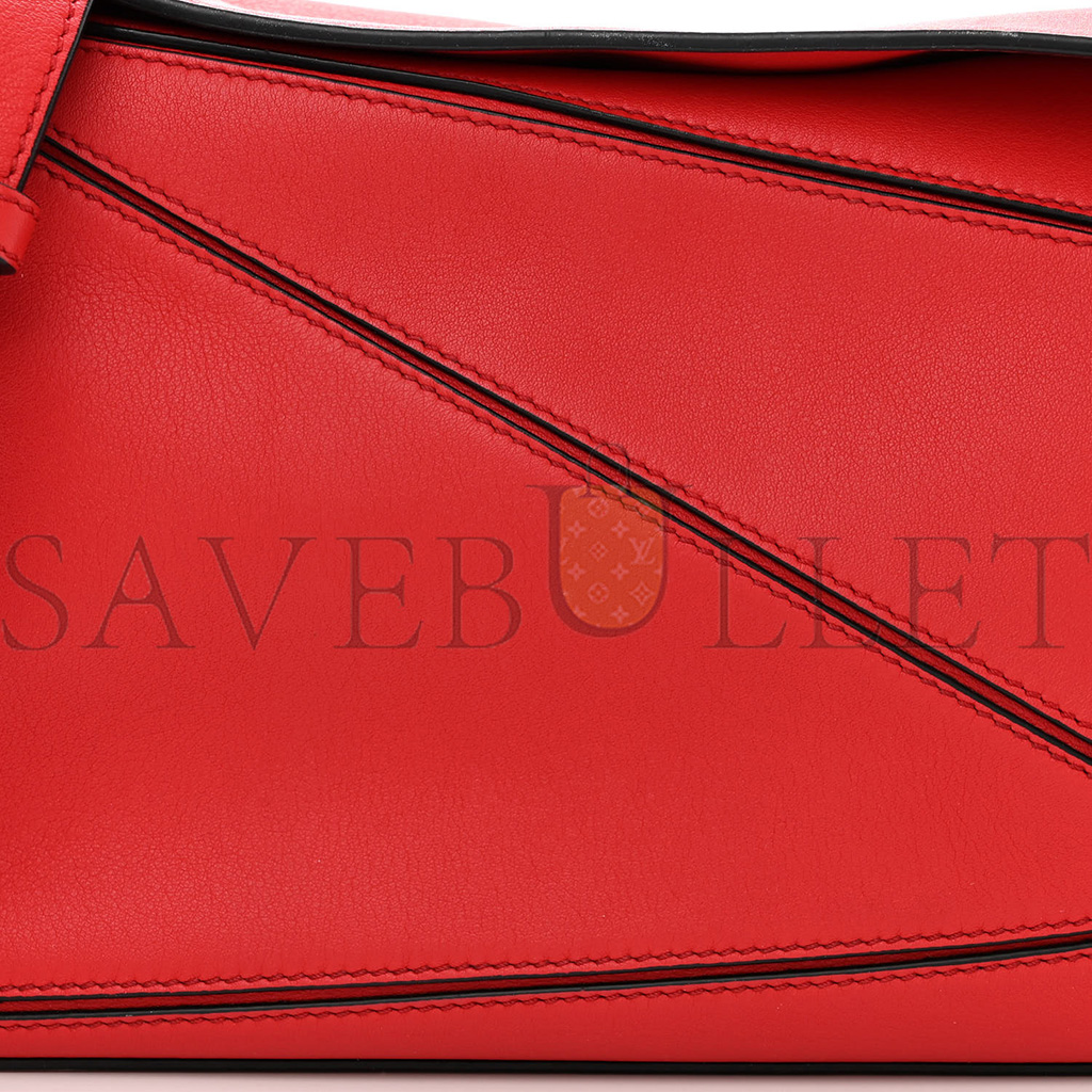 LOEWE CALFSKIN SMALL PUZZLE BAG SCARLET (24*16.5*10.5cm) LOEWE CALFSKIN SMALL PUZZLE BAG SCARLET (24*16.5*10.5cm)