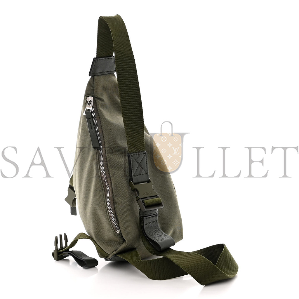 LOEWE JACQUARD ANAGRAM CALFSKIN ANTON SLING AVOCADO GREEN (34*20*10cm) LOEWE JACQUARD ANAGRAM CALFSKIN ANTON SLING AVOCADO GREEN (34*20*10cm)