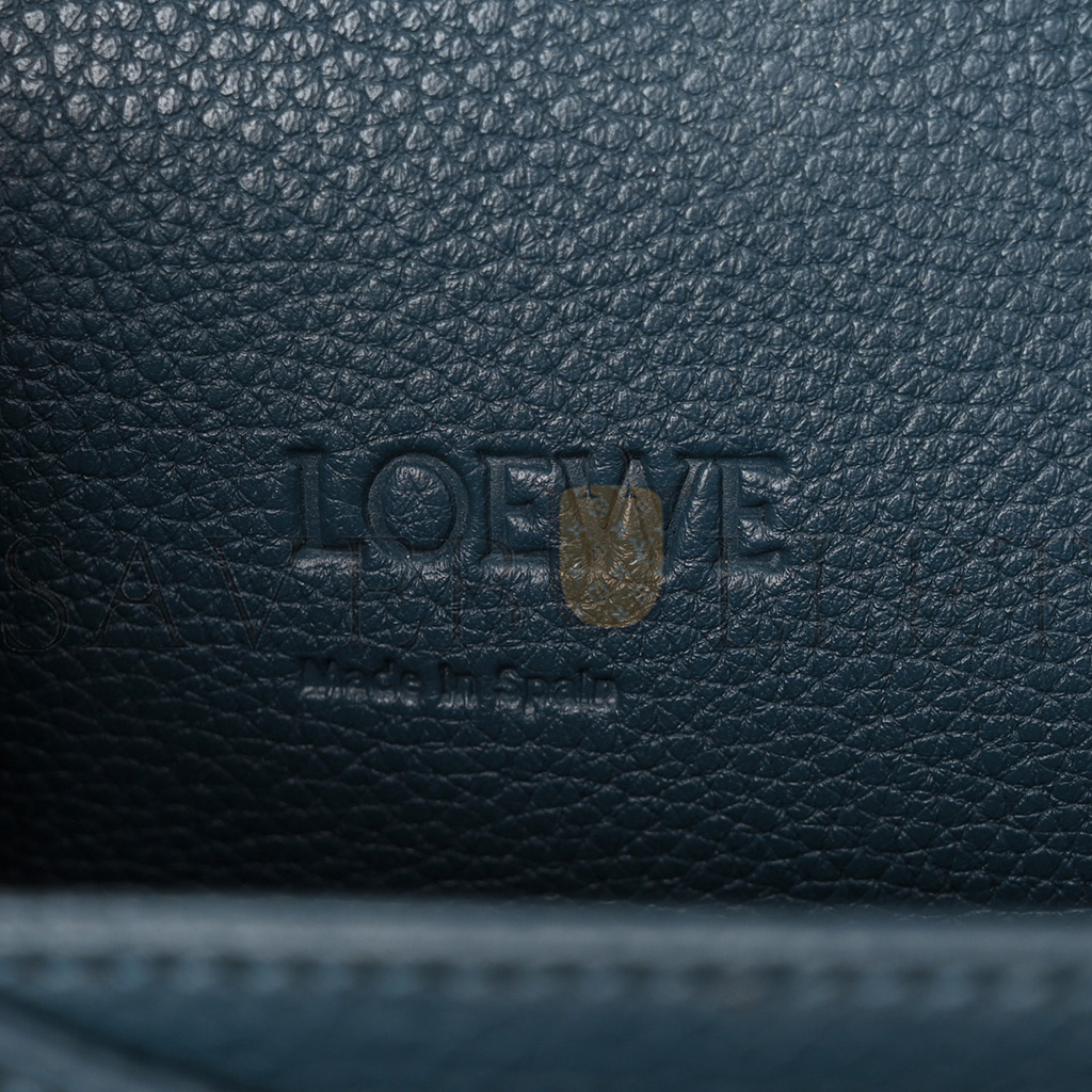 LOEWE GRAINED CALFSKIN MEDIUM BARCELONA SHOULDER BAG INDIGO (23*15*8cm) LOEWE GRAINED CALFSKIN MEDIUM BARCELONA SHOULDER BAG INDIGO (23*15*8cm)