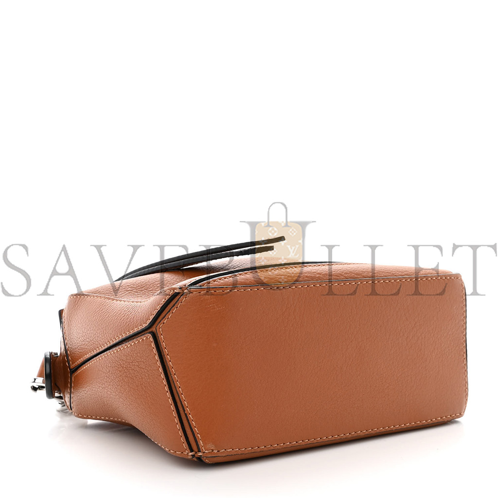 LOEWE CALFSKIN MINI PUZZLE BAG TAN (18*12.5*8cm) LOEWE CALFSKIN MINI PUZZLE BAG TAN (18*12.5*8cm)