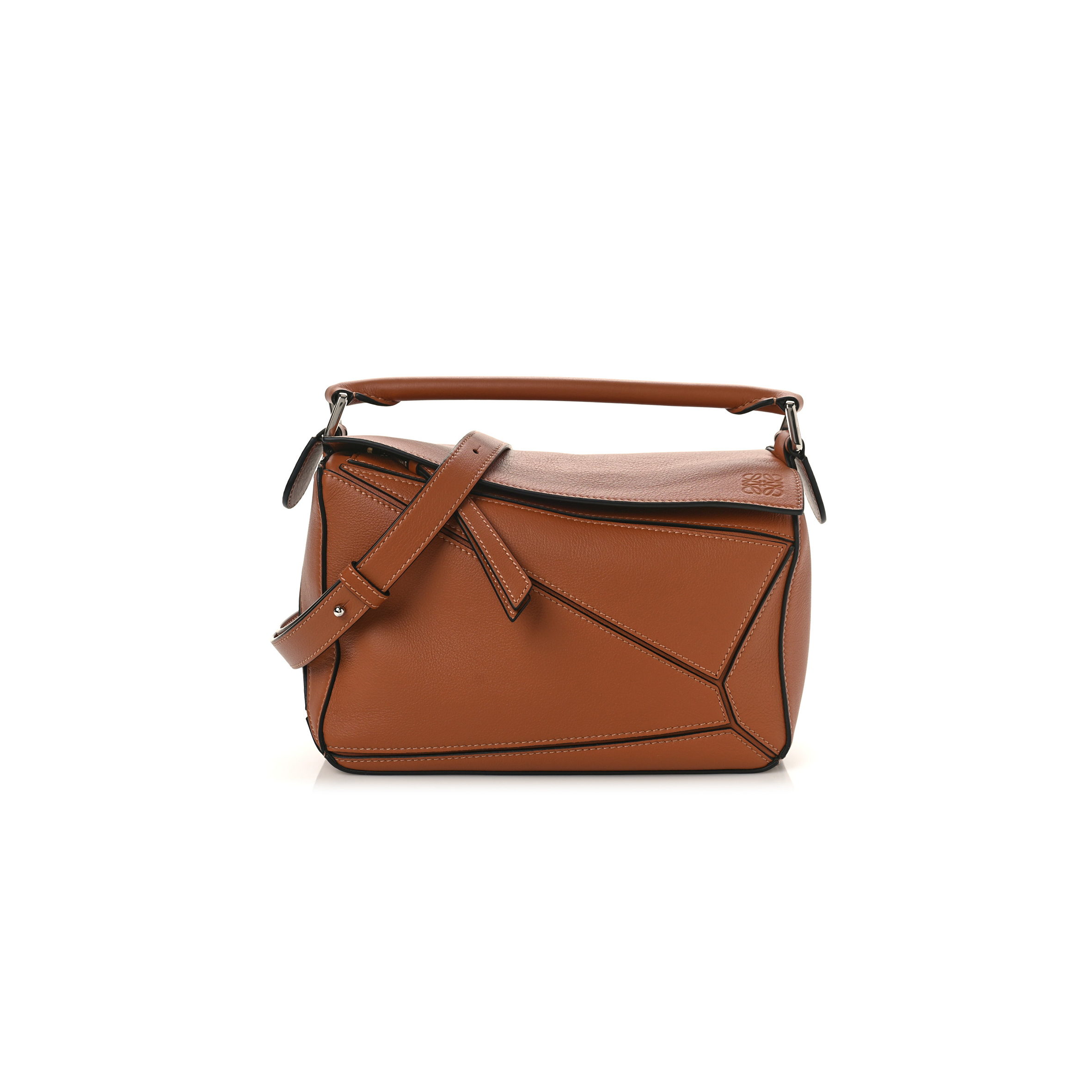 LOEWE CALFSKIN SMALL PUZZLE BAG TAN (24*16.5*10.5cm) LOEWE CALFSKIN SMALL PUZZLE BAG TAN (24*16.5*10.5cm)