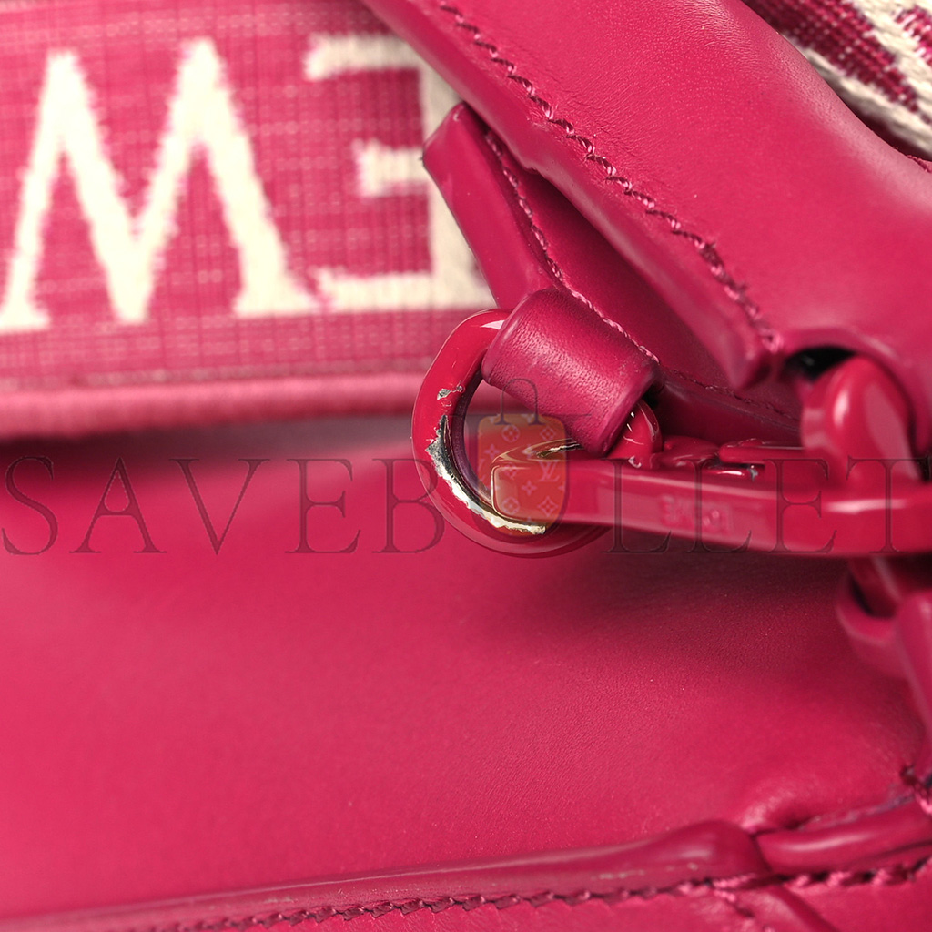 LOEWE SATIN CALFSKIN MONOCHROME SMALL PUZZLE EDGE BAG RUBY RED GLAZE (24*16.5*10.5cm) LOEWE SATIN CALFSKIN MONOCHROME SMALL PUZZLE EDGE BAG RUBY RED GLAZE (24*16.5*10.5cm)