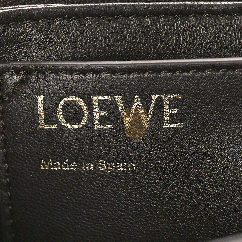 LOEWE LAMBSKIN GOYA PUFFER BAG DARK CHOCOLATE (23*17*8cm) LOEWE LAMBSKIN GOYA PUFFER BAG DARK CHOCOLATE (23*17*8cm)