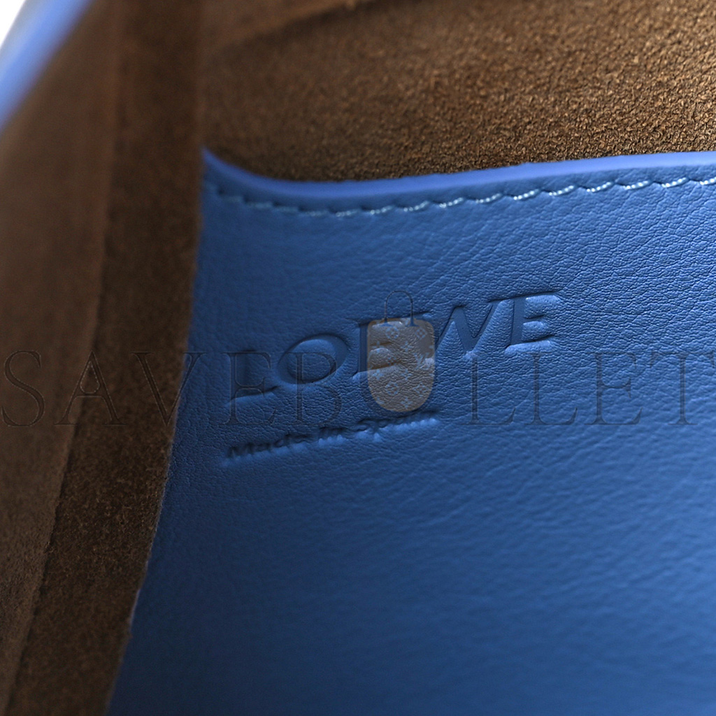 LOEWE CALFSKIN SMALL HAMMOCK NUGGET SHOULDER BAG CELESTINE BLUE (23*20*18cm) LOEWE CALFSKIN SMALL HAMMOCK NUGGET SHOULDER BAG CELESTINE BLUE (23*20*18cm)