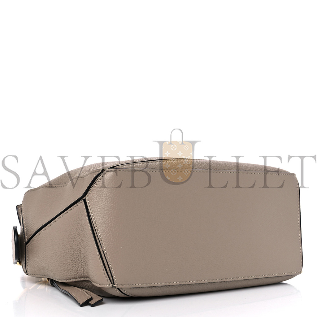 LOEWE GRAINED CALFSKIN SMALL PUZZLE BAG SAND (24*16.5*10.5cm) LOEWE GRAINED CALFSKIN SMALL PUZZLE BAG SAND (24*16.5*10.5cm)
