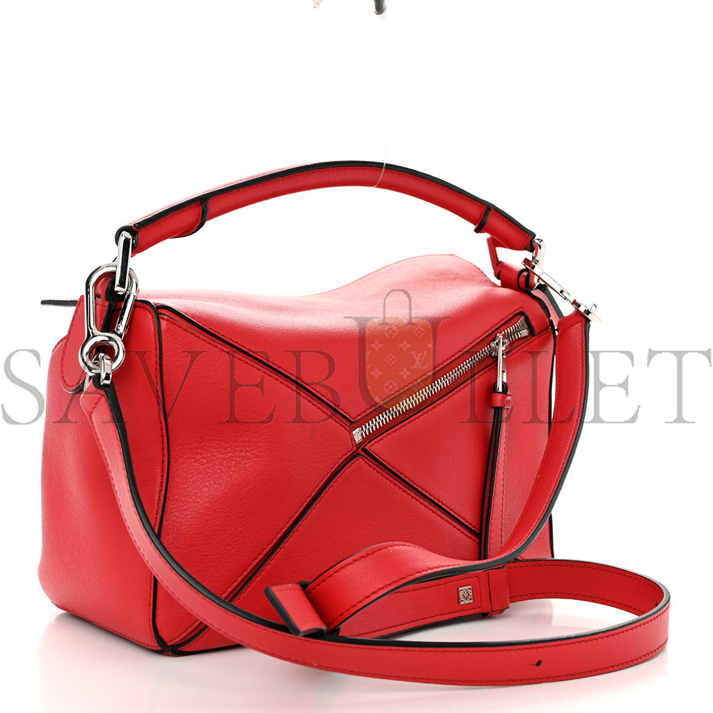 LOEWE CALFSKIN SMALL PUZZLE BAG SCARLET (24*16.5*10.5cm) LOEWE CALFSKIN SMALL PUZZLE BAG SCARLET (24*16.5*10.5cm)