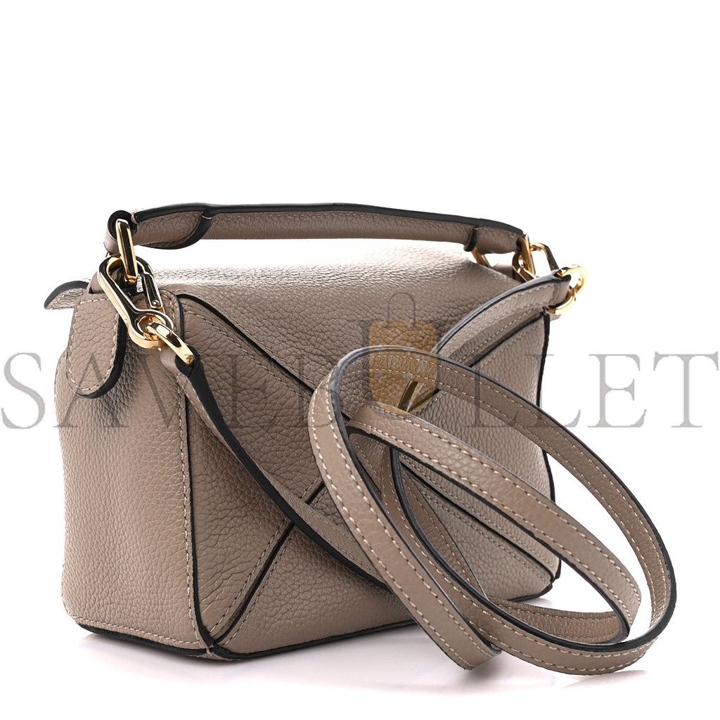 LOEWE CALFSKIN MINI PUZZLE BAG SAND MINK (18*12.5*8cm) LOEWE CALFSKIN MINI PUZZLE BAG SAND MINK (18*12.5*8cm)