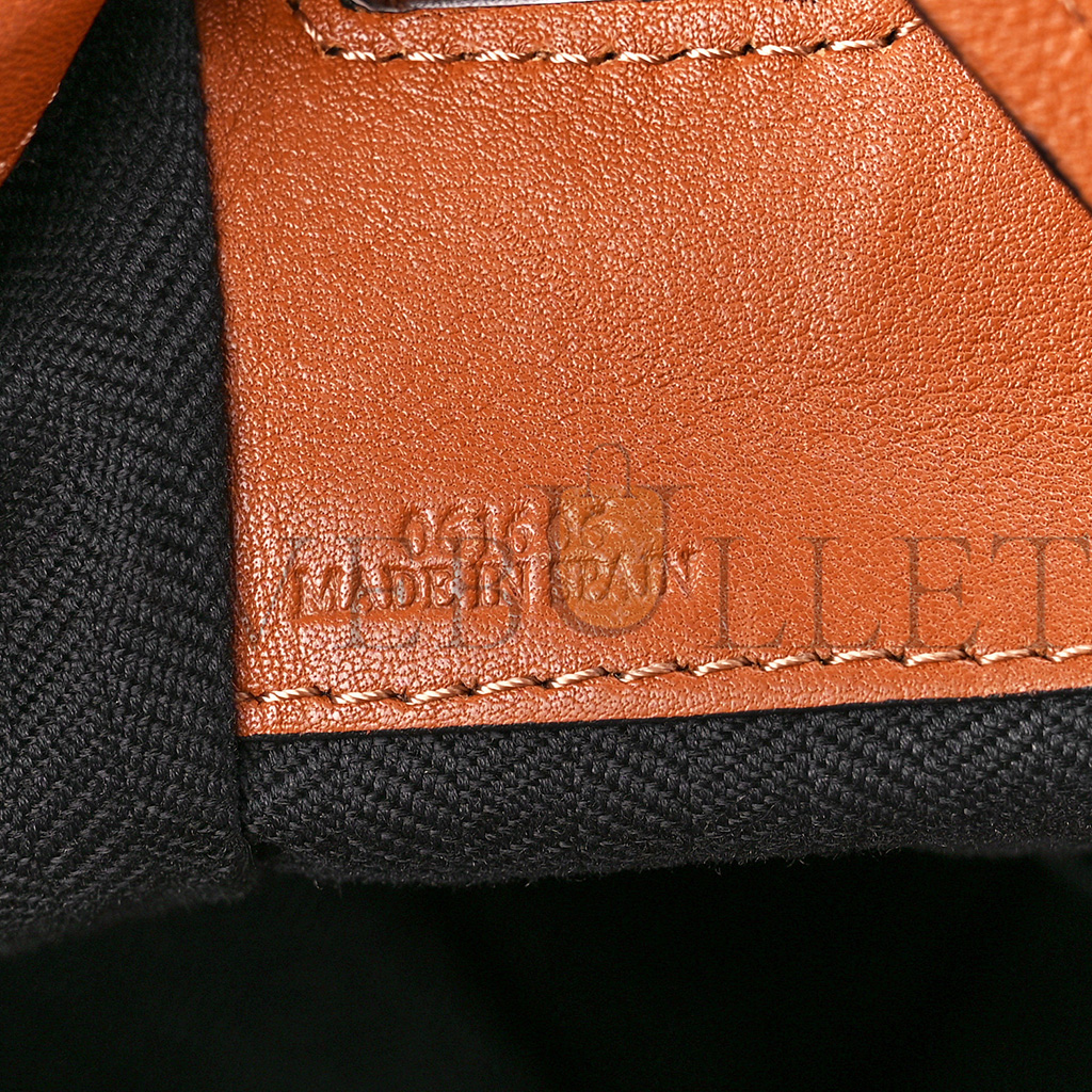 LOEWE CALFSKIN MEDIUM HAMMOCK SHOULDER BAG TAN (34*28*17cm) LOEWE CALFSKIN MEDIUM HAMMOCK SHOULDER BAG TAN (34*28*17cm)