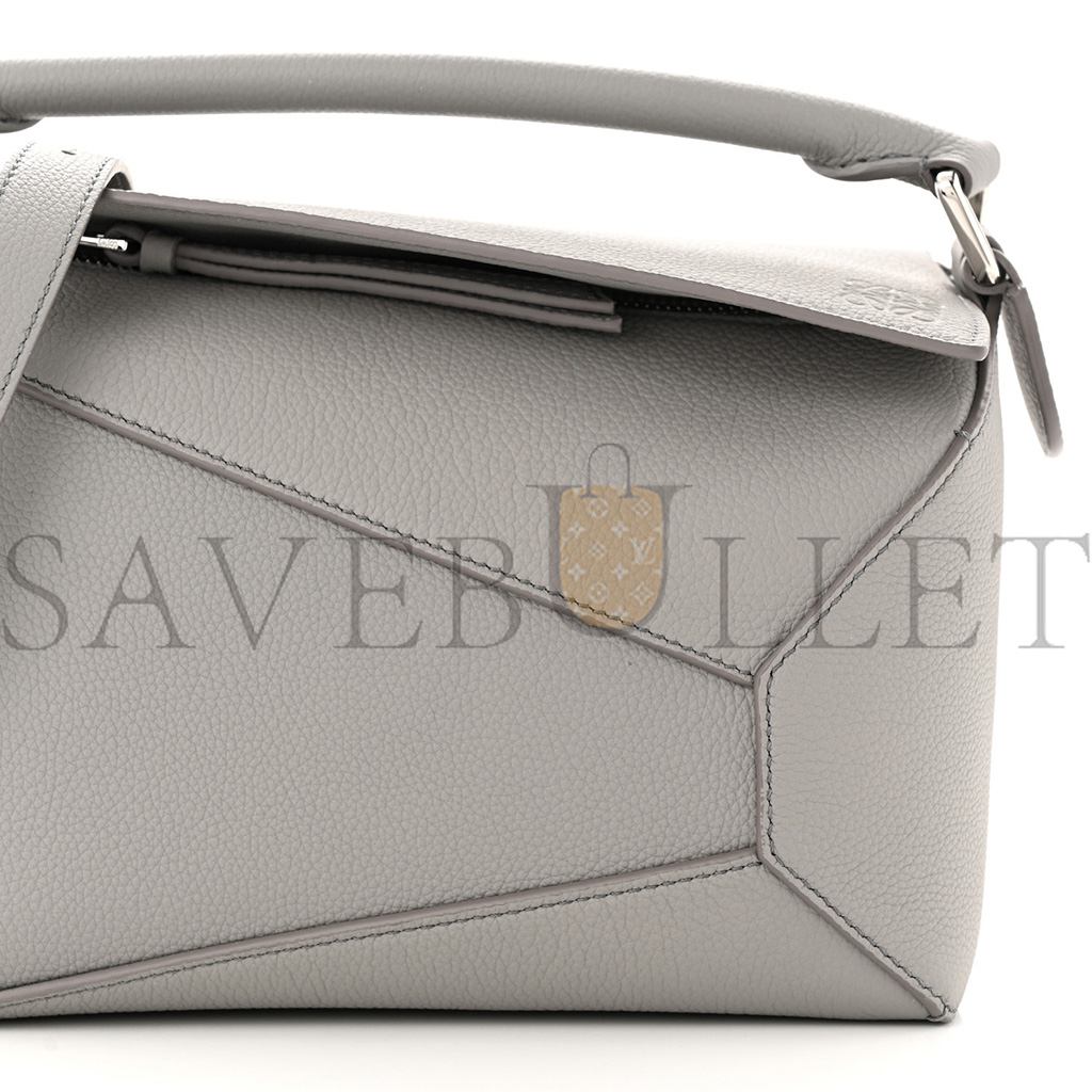 LOEWE CALFSKIN SMALL PUZZLE EDGE BAG PEARL GREY (24*15*11cm) LOEWE CALFSKIN SMALL PUZZLE EDGE BAG PEARL GREY (24*15*11cm)