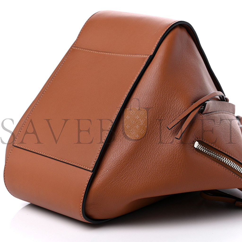 LOEWE CALFSKIN SMALL HAMMOCK SHOULDER BAG TAN (30*25*13.5cm) LOEWE CALFSKIN SMALL HAMMOCK SHOULDER BAG TAN (30*25*13.5cm)