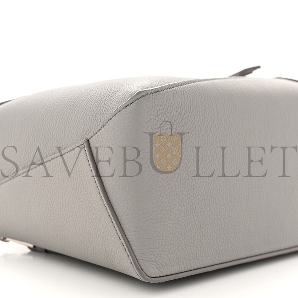 LOEWE CALFSKIN SMALL PUZZLE EDGE BAG PEARL GREY (24*15*11cm) LOEWE CALFSKIN SMALL PUZZLE EDGE BAG PEARL GREY (24*15*11cm)