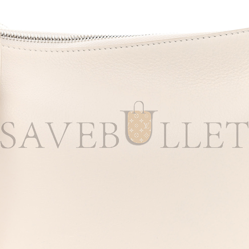 LOEWE CALFSKIN MINI HAMMOCK HOBO SOFT WHITE (17*17*10cm) LOEWE CALFSKIN MINI HAMMOCK HOBO SOFT WHITE (17*17*10cm)