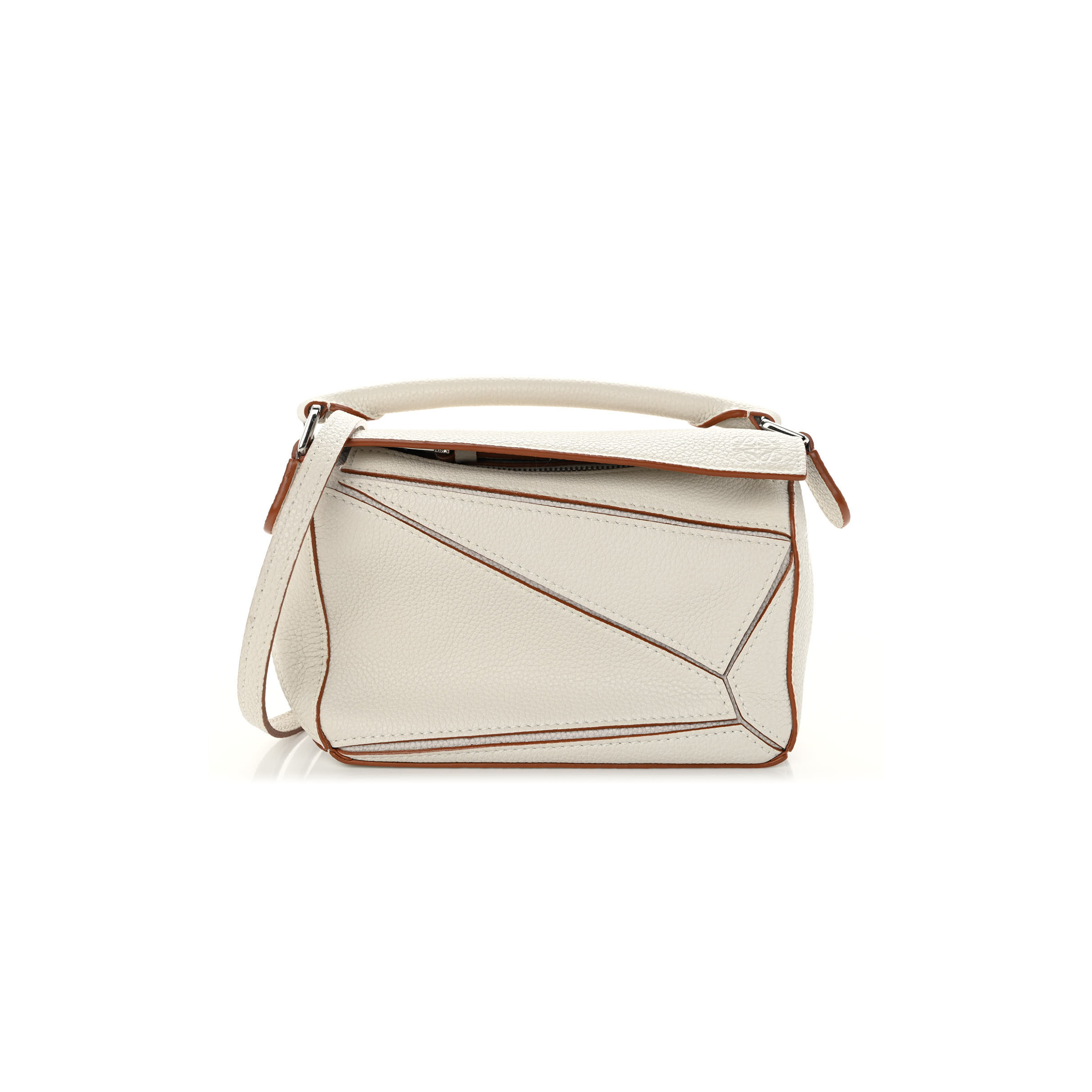 LOEWE CALFSKIN MINI PUZZLE BAG SOFT WHITE (18*12.5*8cm) LOEWE CALFSKIN MINI PUZZLE BAG SOFT WHITE (18*12.5*8cm)