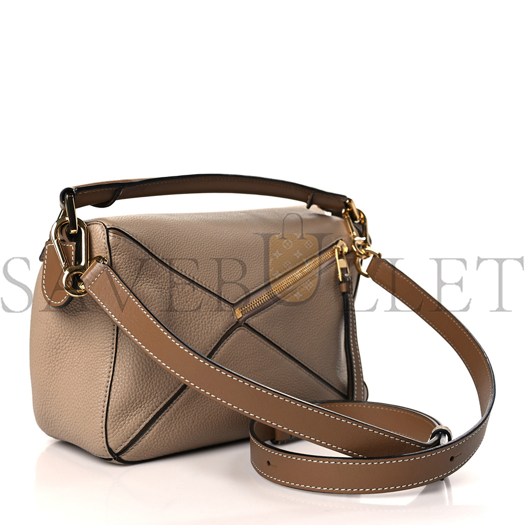 LOEWE GRAINED CALFSKIN SMALL PUZZLE BAG SAND MINK (24*16.5*10.5cm) LOEWE GRAINED CALFSKIN SMALL PUZZLE BAG SAND MINK (24*16.5*10.5cm)