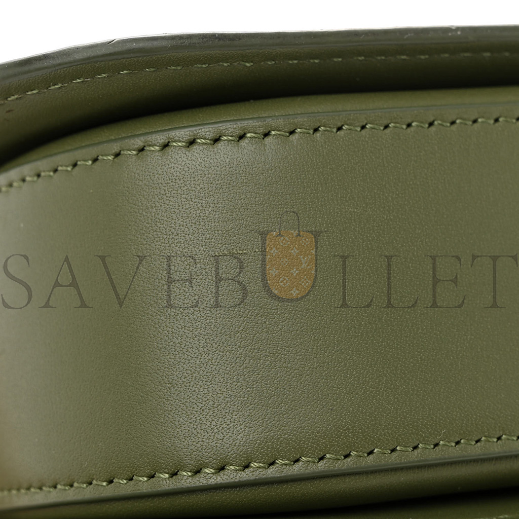 LOEWE SILK CALFSKIN GOYA BAG AVOCADO (22*15*7cm) LOEWE SILK CALFSKIN GOYA BAG AVOCADO (22*15*7cm)