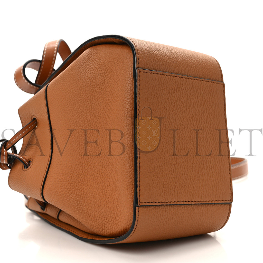 LOEWE CALFSKIN MINI HAMMOCK SHOULDER BAG TAN (20*16*10cm) LOEWE CALFSKIN MINI HAMMOCK SHOULDER BAG TAN (20*16*10cm)