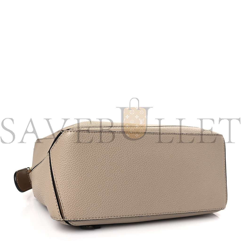 LOEWE GRAINED CALFSKIN SMALL PUZZLE BAG SAND MINK (24*16.5*10.5cm) LOEWE GRAINED CALFSKIN SMALL PUZZLE BAG SAND MINK (24*16.5*10.5cm)