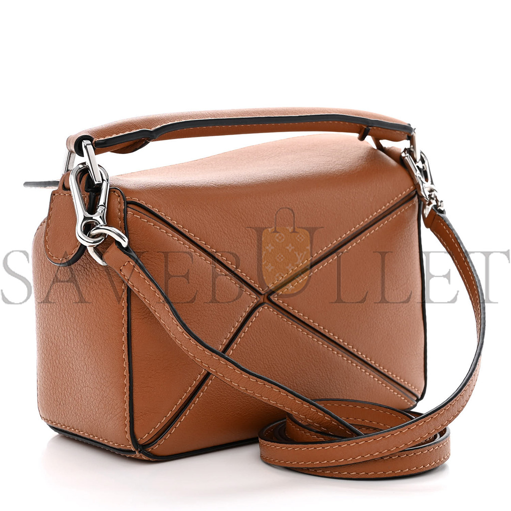 LOEWE CALFSKIN MINI PUZZLE BAG TAN (18*12.5*8cm) LOEWE CALFSKIN MINI PUZZLE BAG TAN (18*12.5*8cm)