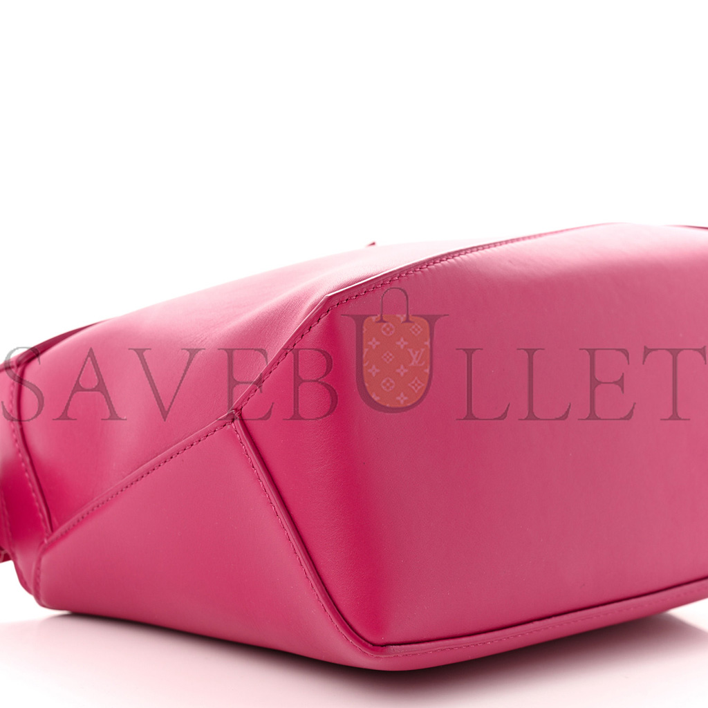 LOEWE SATIN CALFSKIN MONOCHROME SMALL PUZZLE EDGE BAG RUBY RED GLAZE (24*16.5*10.5cm) LOEWE SATIN CALFSKIN MONOCHROME SMALL PUZZLE EDGE BAG RUBY RED GLAZE (24*16.5*10.5cm)