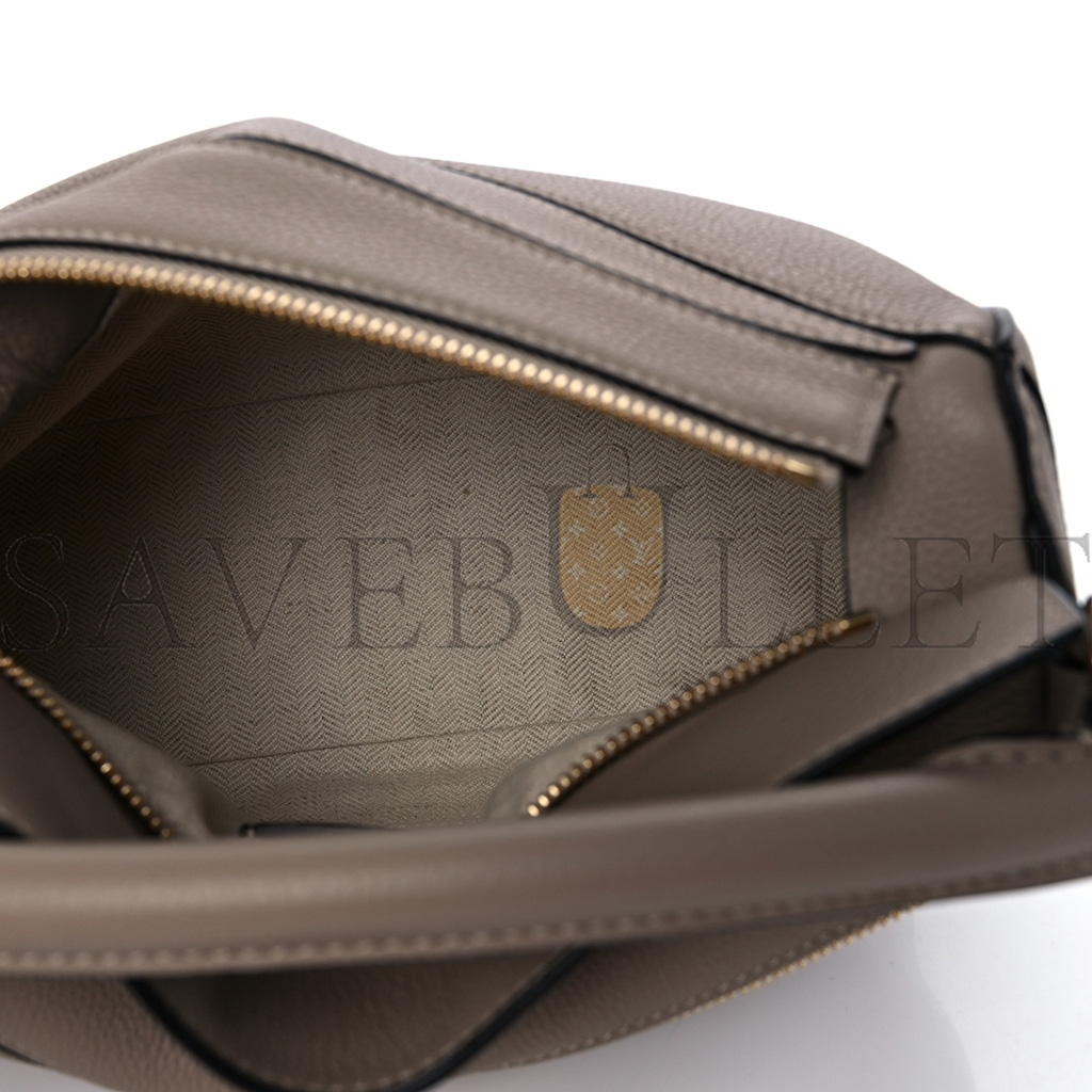LOEWE GRAINED CALFSKIN SMALL PUZZLE BAG SAND (24*16.5*10.5cm) LOEWE GRAINED CALFSKIN SMALL PUZZLE BAG SAND (24*16.5*10.5cm)