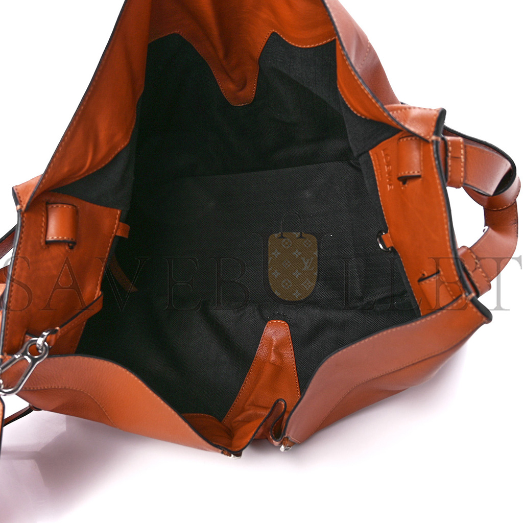 LOEWE CALFSKIN MEDIUM HAMMOCK SHOULDER BAG TAN (34*28*17cm) LOEWE CALFSKIN MEDIUM HAMMOCK SHOULDER BAG TAN (34*28*17cm)