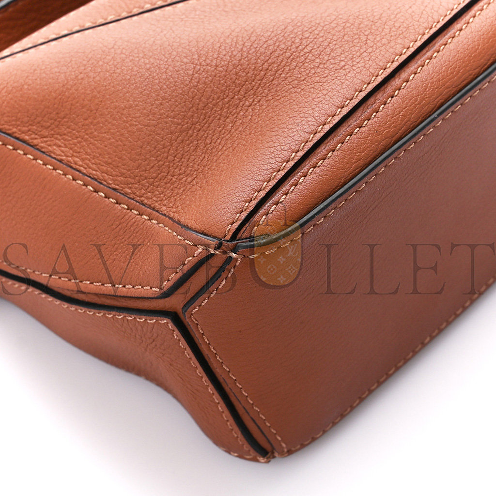 LOEWE CALFSKIN MINI PUZZLE BAG TAN (18*12.5*8cm) LOEWE CALFSKIN MINI PUZZLE BAG TAN (18*12.5*8cm)