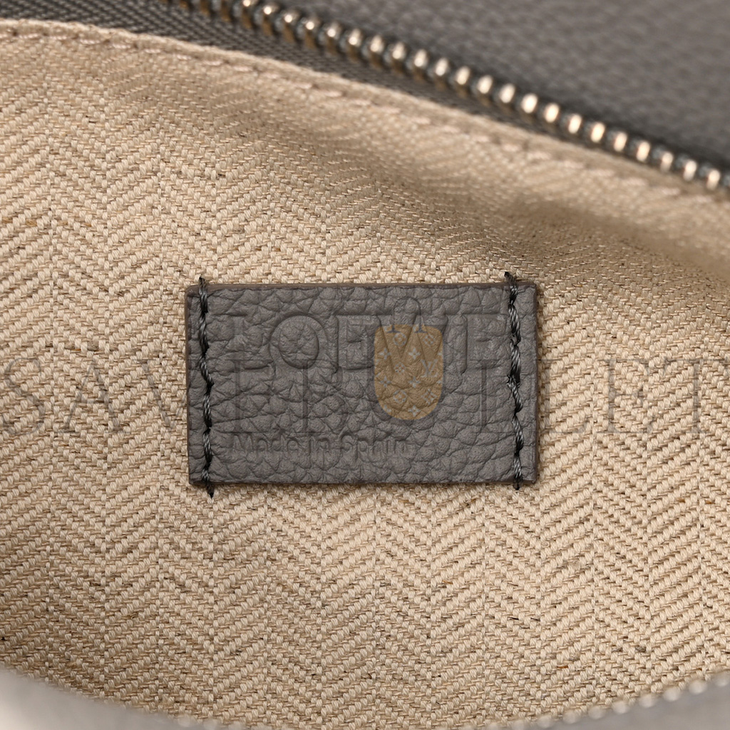 LOEWE CALFSKIN SMALL PUZZLE EDGE BAG PEARL GREY (24*15*11cm) LOEWE CALFSKIN SMALL PUZZLE EDGE BAG PEARL GREY (24*15*11cm)