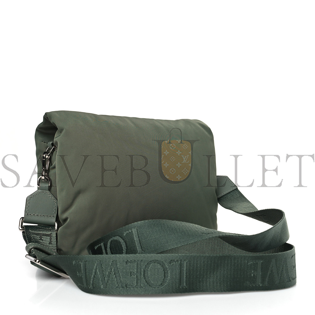 LOEWE NYLON MEDIUM GOYA PUFFER BAG VINTAGE KHAKI (23*18*9cm) LOEWE NYLON MEDIUM GOYA PUFFER BAG VINTAGE KHAKI (23*18*9cm)