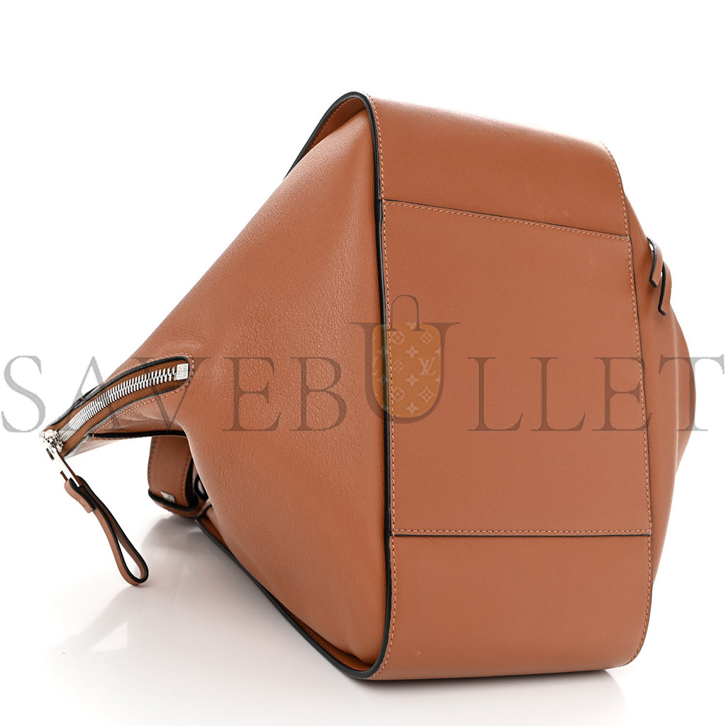 LOEWE CALFSKIN SMALL HAMMOCK SHOULDER BAG TAN (30*25*13.5) LOEWE CALFSKIN SMALL HAMMOCK SHOULDER BAG TAN (30*25*13.5)