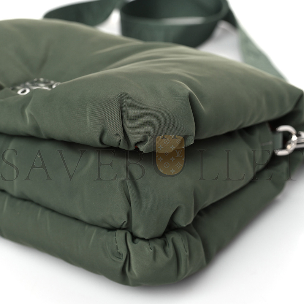LOEWE NYLON MEDIUM GOYA PUFFER BAG VINTAGE KHAKI (23*18*9cm) LOEWE NYLON MEDIUM GOYA PUFFER BAG VINTAGE KHAKI (23*18*9cm)