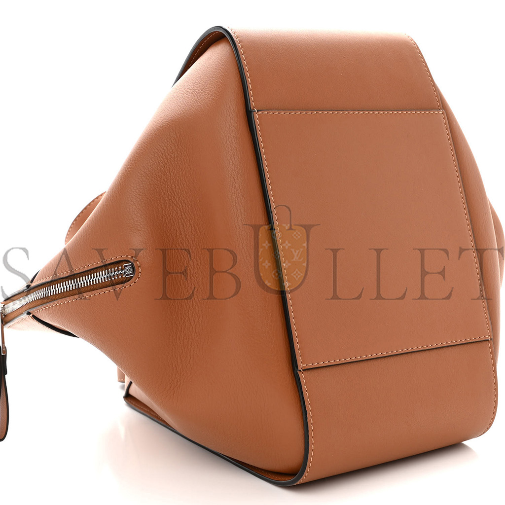 LOEWE CALFSKIN SMALL HAMMOCK SHOULDER BAG TAN (30*25*13.5cm) LOEWE CALFSKIN SMALL HAMMOCK SHOULDER BAG TAN (30*25*13.5cm)