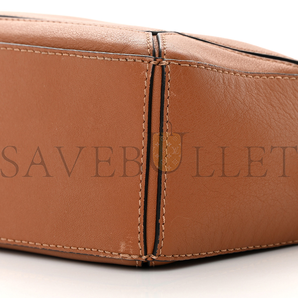 LOEWE CALFSKIN MINI PUZZLE BAG TAN (18*12.5*8cm) LOEWE CALFSKIN MINI PUZZLE BAG TAN (18*12.5*8cm)