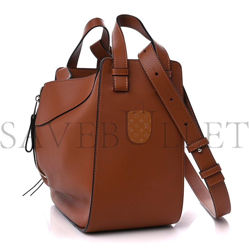 LOEWE CALFSKIN SMALL HAMMOCK SHOULDER BAG TAN (27*23*14cm) LOEWE CALFSKIN SMALL HAMMOCK SHOULDER BAG TAN (27*23*14cm)