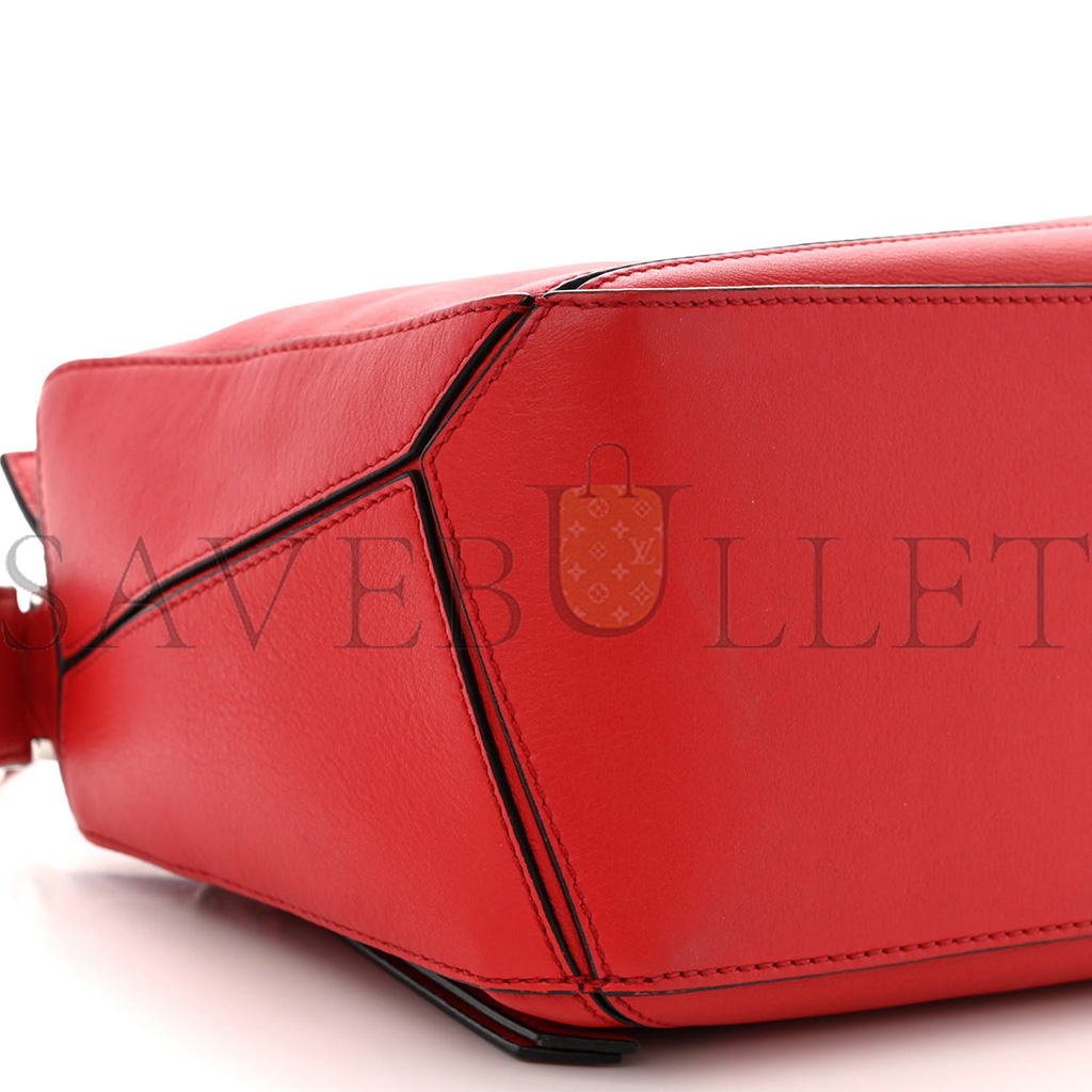LOEWE CALFSKIN SMALL PUZZLE BAG SCARLET (24*16.5*10.5cm) LOEWE CALFSKIN SMALL PUZZLE BAG SCARLET (24*16.5*10.5cm)