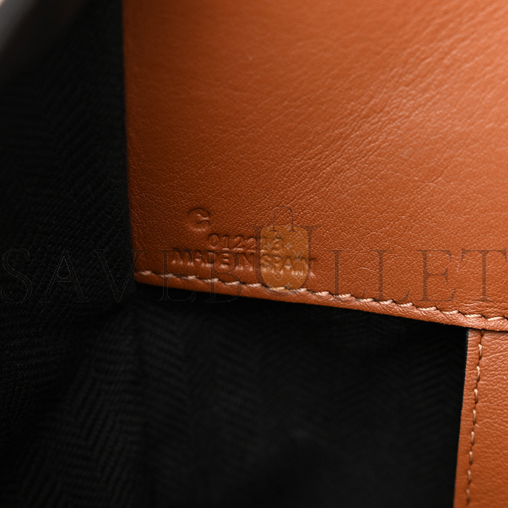 LOEWE CALFSKIN SMALL HAMMOCK SHOULDER BAG TAN (30*25*13.5cm) LOEWE CALFSKIN SMALL HAMMOCK SHOULDER BAG TAN (30*25*13.5cm)