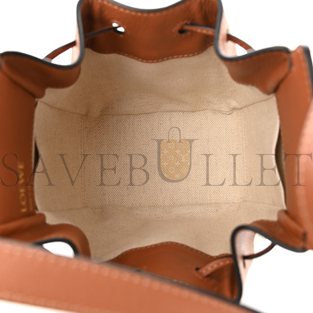 LOEWE CALFSKIN CANVAS MINI HAMMOCK SHOULDER BAG NATURAL TAN (19*17*10cm) LOEWE CALFSKIN CANVAS MINI HAMMOCK SHOULDER BAG NATURAL TAN (19*17*10cm)