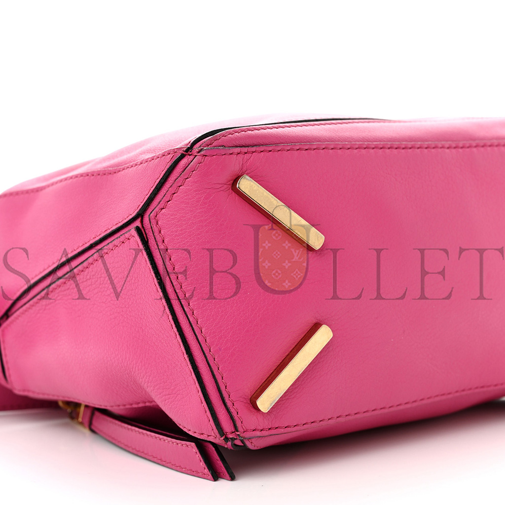 LOEWE CALFSKIN SMALL PUZZLE BAG FUCHSIA (24*16.5*10.5cm) LOEWE CALFSKIN SMALL PUZZLE BAG FUCHSIA (24*16.5*10.5cm)