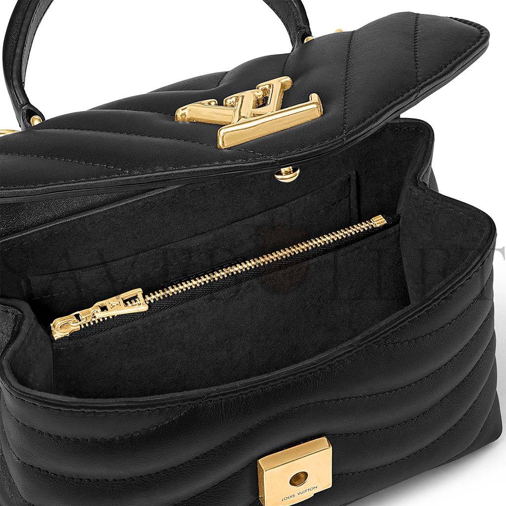 LOUIS VUITTON HOLD ME M21720 (23*15*10cm) LOUIS VUITTON HOLD ME M21720 (23*15*10cm)