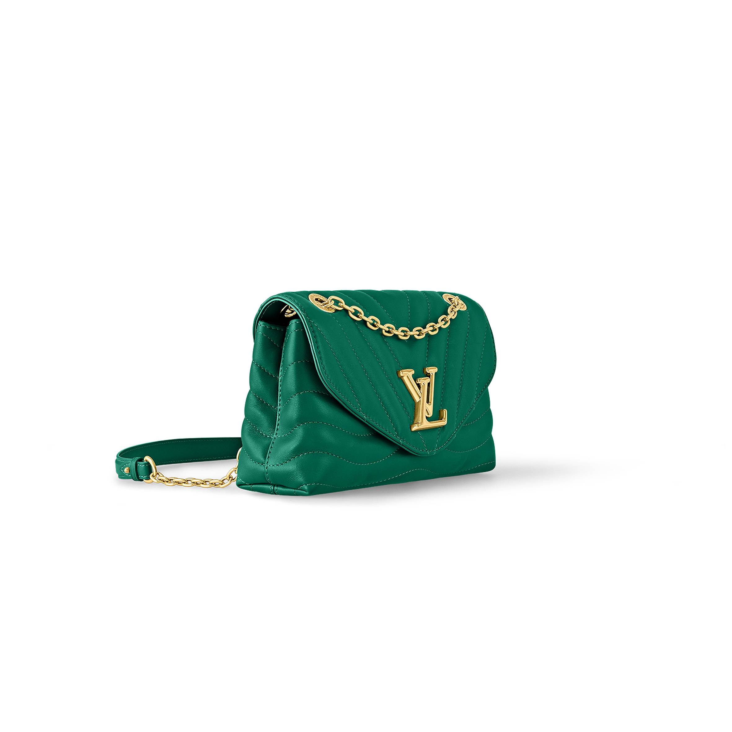 LOUIS VUITTON NEW WAVE CHAIN BAG M58664 (24*14*9cm) LOUIS VUITTON NEW WAVE CHAIN BAG M58664 (24*14*9cm)