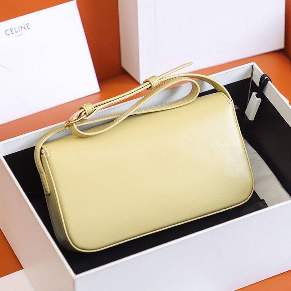 CELINE TRIOMPHE SHOULDER BAG 194143BF4.11PA (20*10*4cm) CELINE TRIOMPHE SHOULDER BAG 194143BF4.11PA (20*10*4cm)