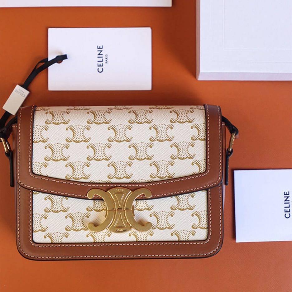 CELINE TEEN TRIOMPHE BAG 188882BZ4.01BC (18.5*14*6cm) CELINE TEEN TRIOMPHE BAG 188882BZ4.01BC (18.5*14*6cm)