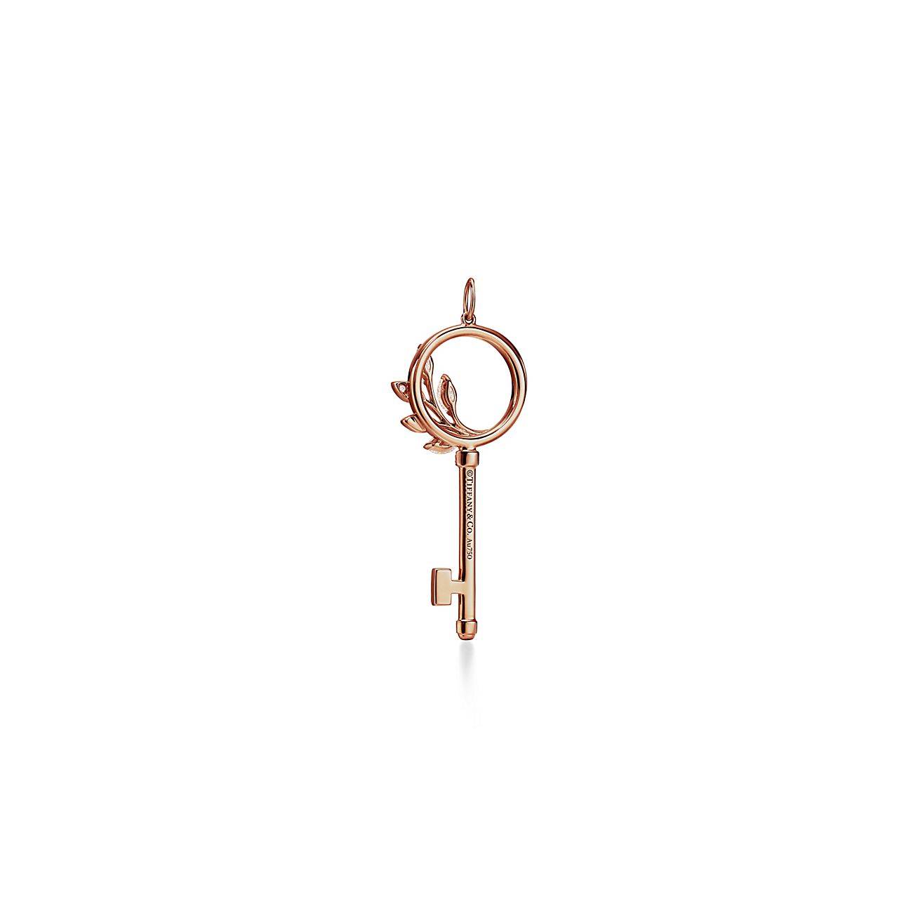 TIFFANY KEYS TIFFANY VICTORIA® DIAMOND VINE CIRCLE KEY IN 18K ROSE GOLD TIFFANY KEYS TIFFANY VICTORIA® DIAMOND VINE CIRCLE KEY IN 18K ROSE GOLD