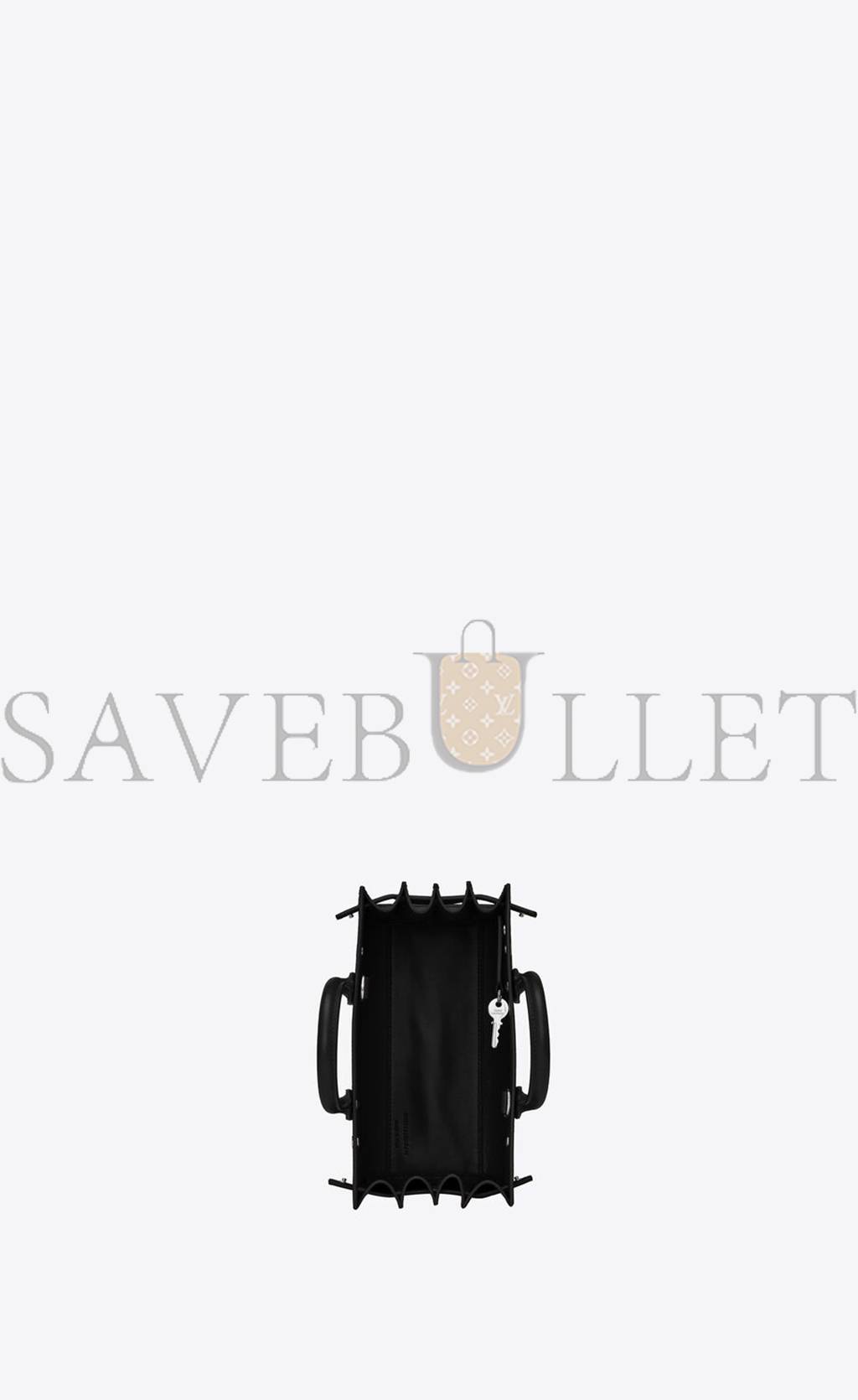 YSL SAC DE JOUR NANO IN GRAINED LEATHER 392035B681N1000 (22*18*10.5cm) YSL SAC DE JOUR NANO IN GRAINED LEATHER 392035B681N1000 (22*18*10.5cm)