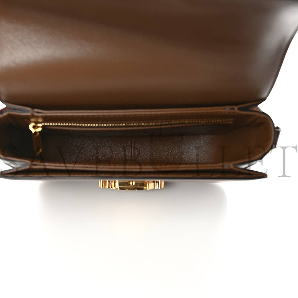 CELINE SHINY CALFSKIN TEEN TRIOMPHE TAN (18*14*6cm) CELINE SHINY CALFSKIN TEEN TRIOMPHE TAN (18*14*6cm)