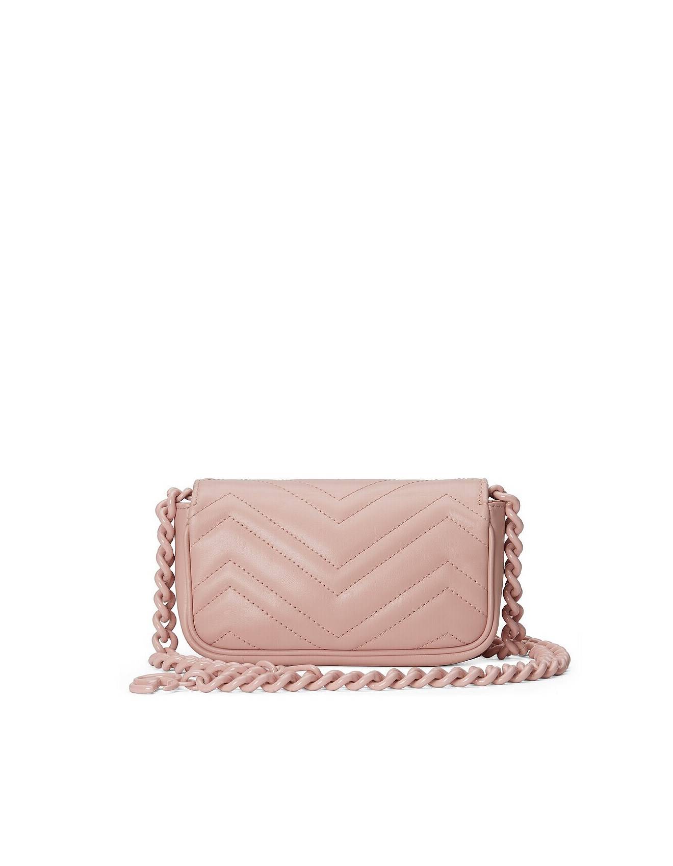 GUCCI GG MARMONT BELT BAG 699757 (16.5*10*5cm) GUCCI GG MARMONT BELT BAG 699757 (16.5*10*5cm)